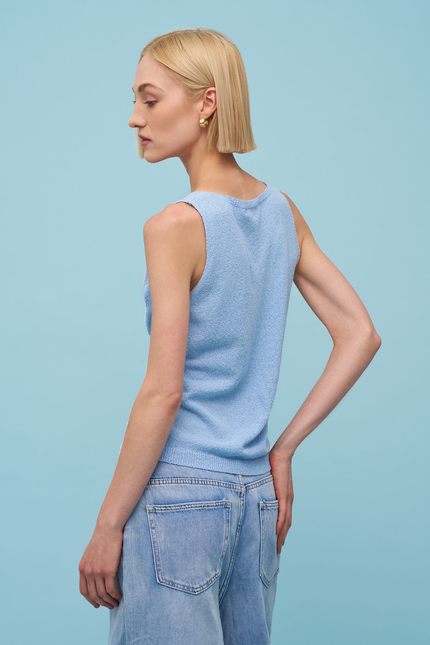 Women's Knit Top - Sleeveless