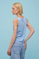Women's Knit Top - Sleeveless