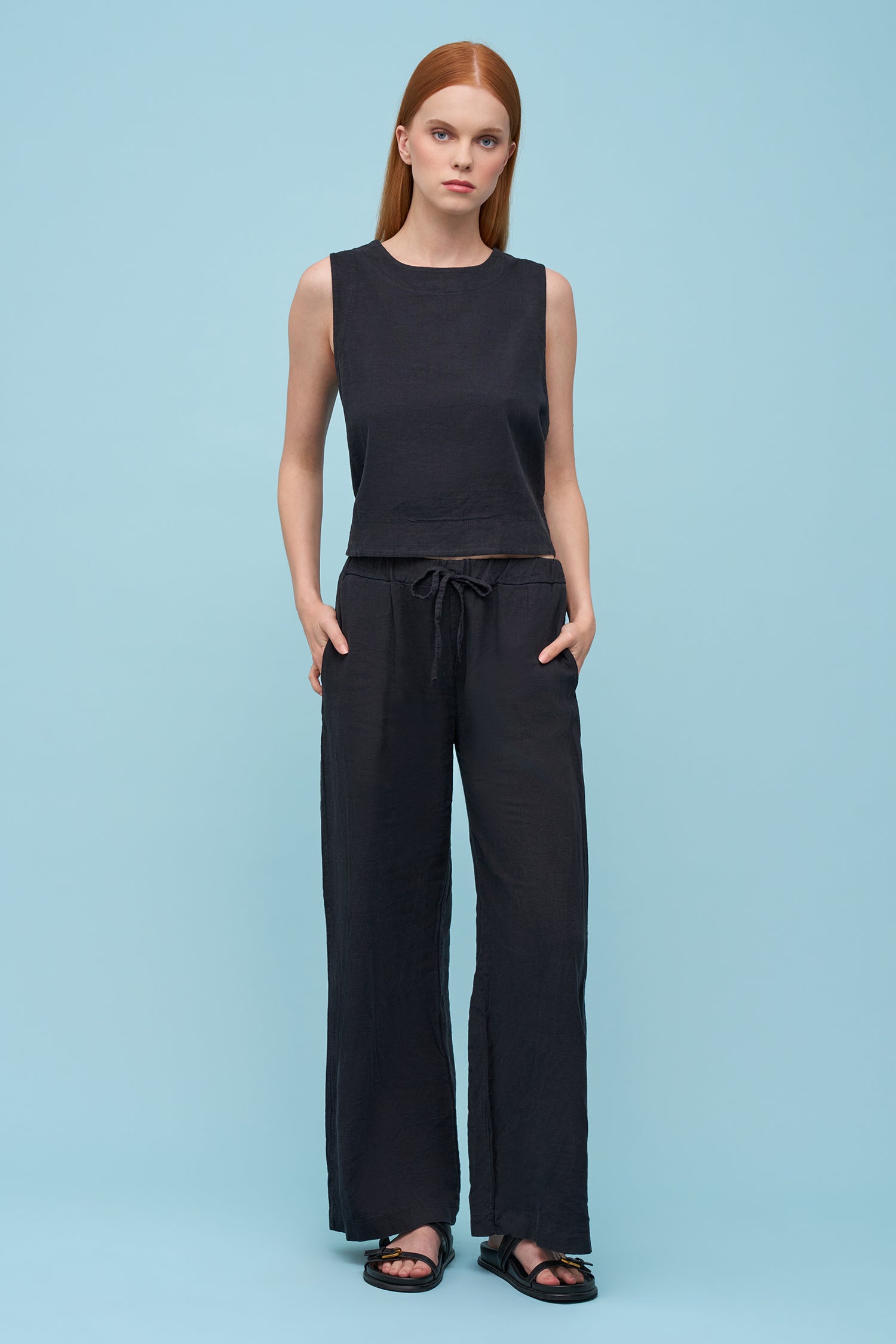 Women's Woven Top - Sleeveless